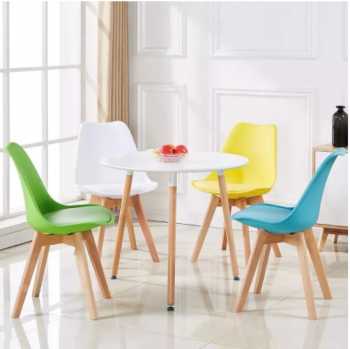 Bộ bàn ghế Eames _bàn tròn 3 chân D60 +4 ghế nệm( LA-CT004 )